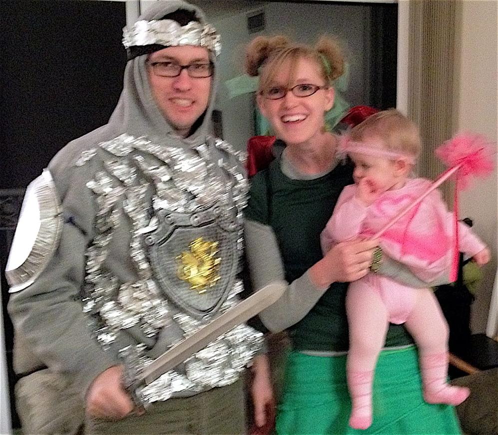 photo Family in Halloween costumes