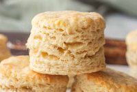 Flaky Sourdough Discard Biscuits