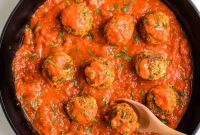 The Easiest Homemade Vegan Meatballs