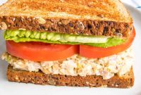 The 5-Minute Vegan Tuna Salad Hack
