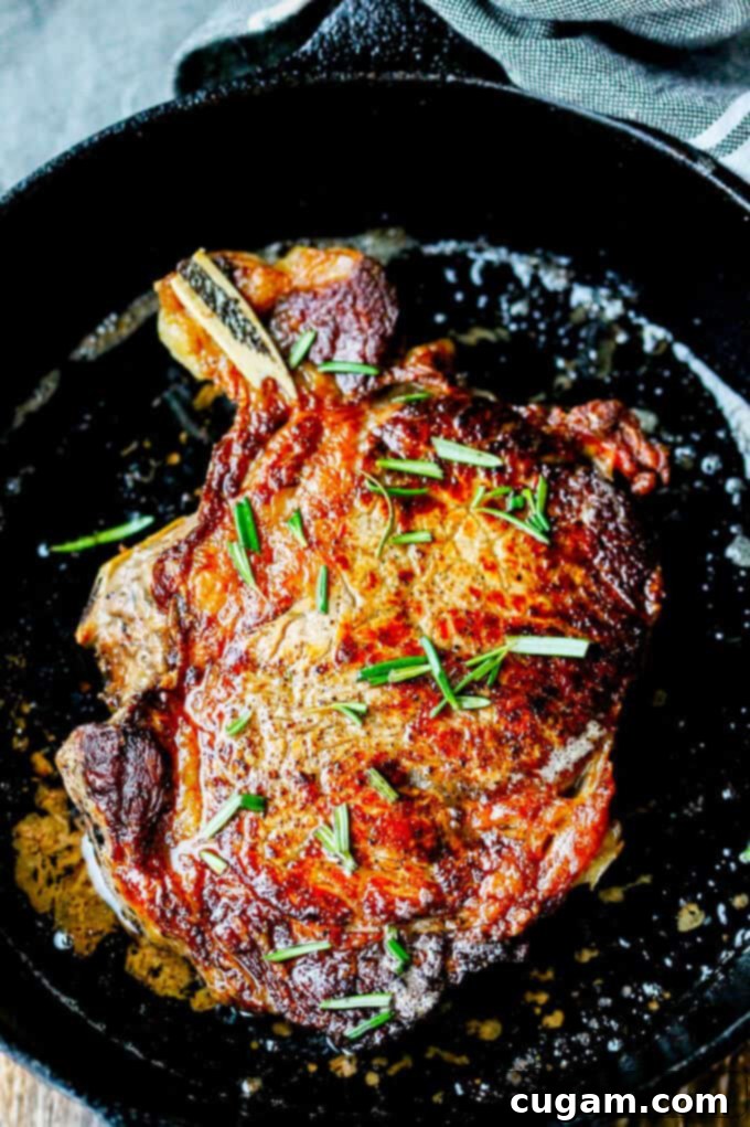 Pan-Seared Ribeye with Cracked Pepper & Mahon Menorca Cheese Sauce is a super easy and quick idea for any Holiday dinner. It just takes 15 minutes, from start to finish. You can’t beat that! #Ad #MahonCheese